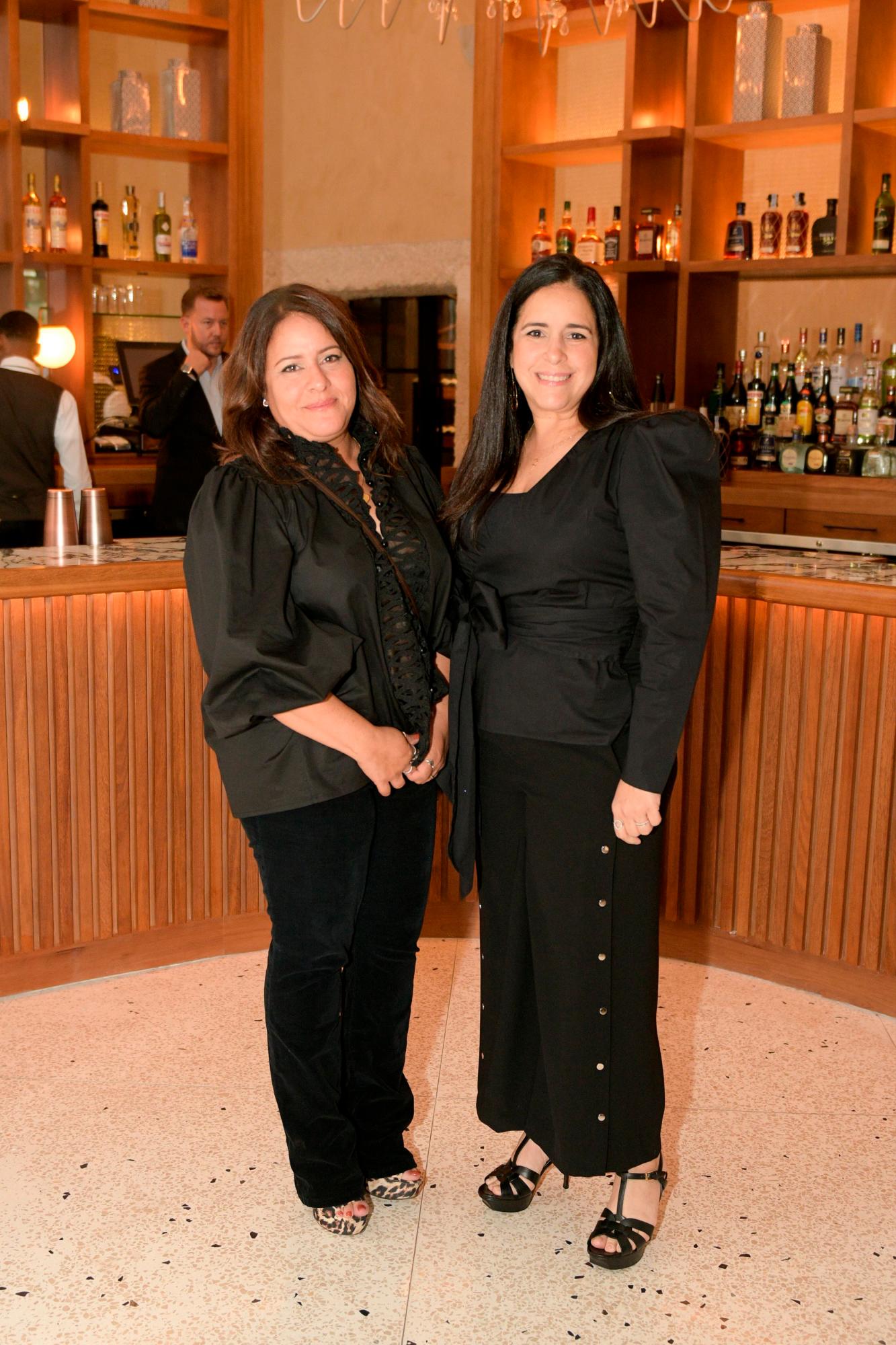 Natalia y Claudia Ravelo.