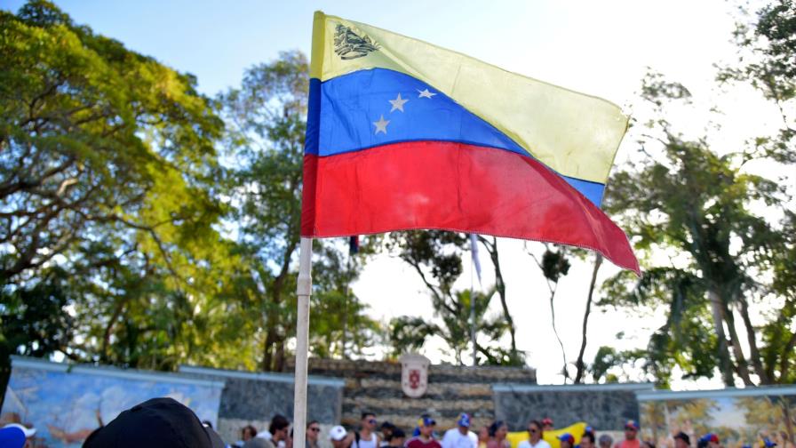 Venezolanos residentes en RD piden a Abinader ayuda social y regulación migratoria