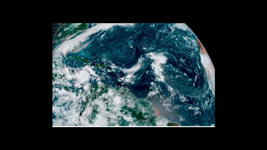 Delta avanza como huracán mayor por el Golfo de México hacia EE.UU.