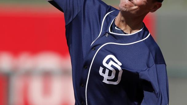Chris Young se une a Rangers como gerente general