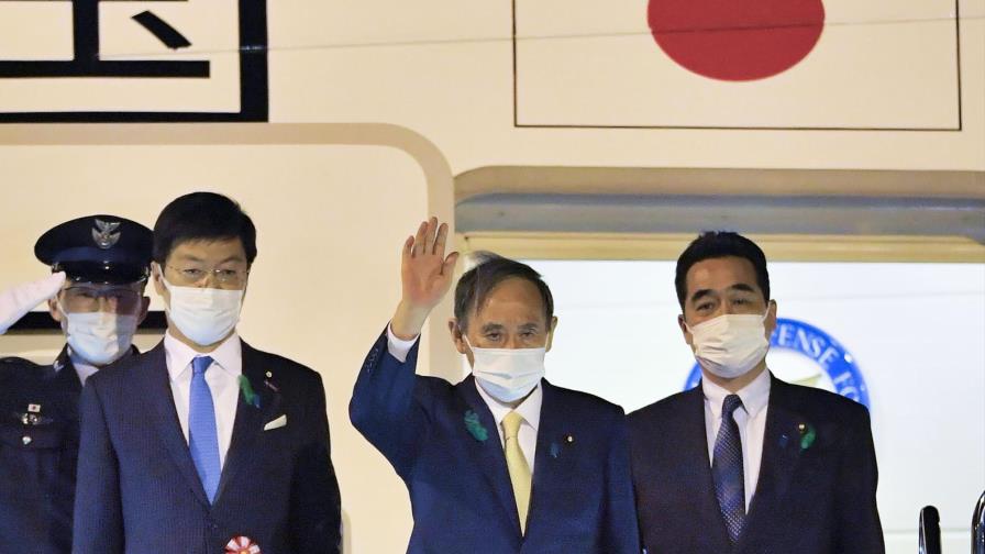 Premier japonés viaja a Washington para reunión con Biden