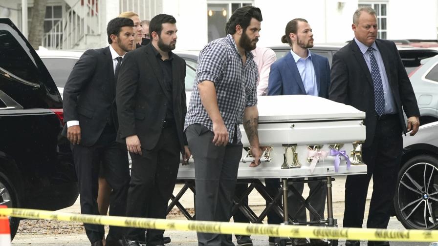 Sepultan en mismo ataúd a hermanas muertas en derrumbe
