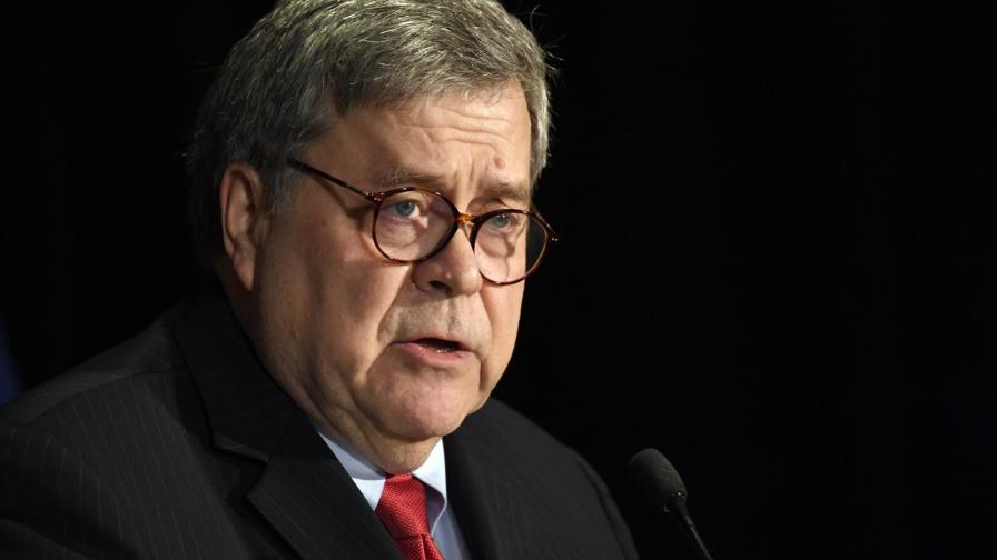 Juez critica a Barr por su manejo del reporte Mueller