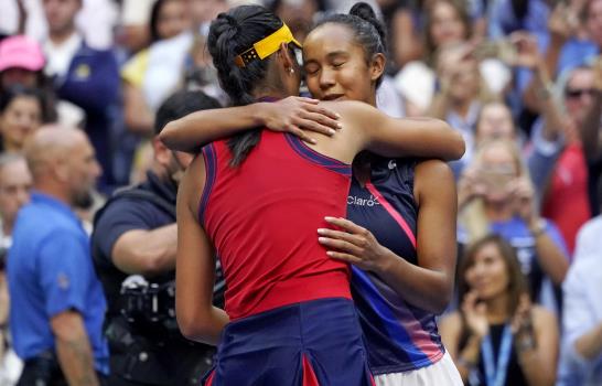 Raducanu frena a Fernández y es monarca del US Open Raducanu frena a Fernández y es monarca del US Open