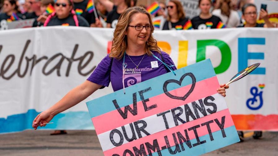 EEUU protegerá a gays y transgéneros en el área de salud