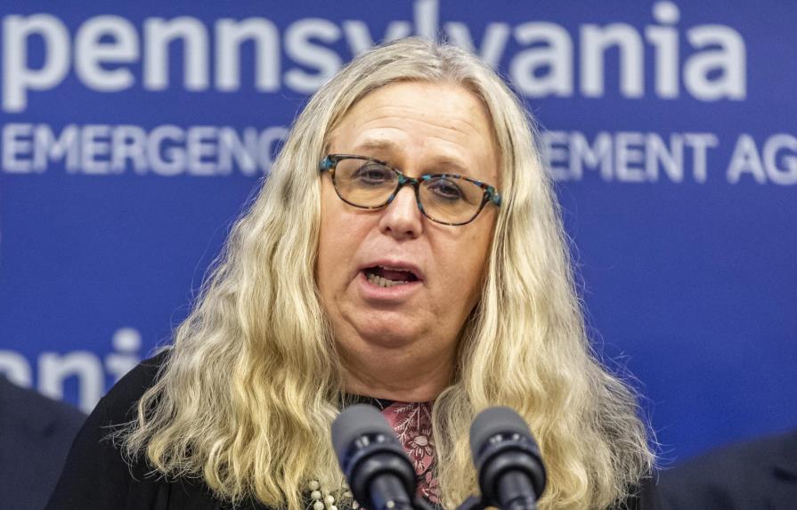 EEUU: legislador se disculpa tras burlarse de nominada trans