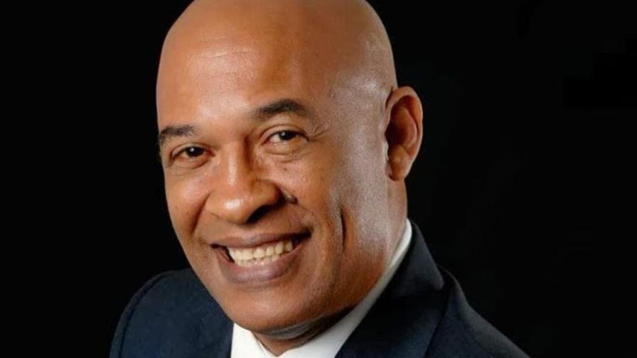 Carlos T. Martínez, ex presidente de Acroarte tiene cáncer de próstata