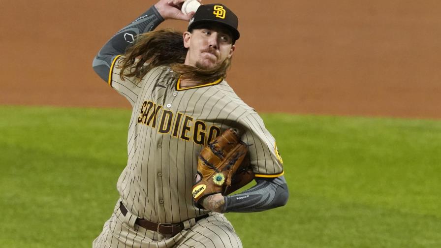 Padres anuncian que Clevinger necesita cirugía Tommy John