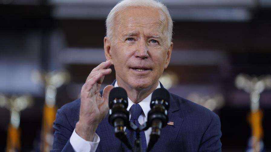 Con grandes planes, Biden busca restaurar confianza