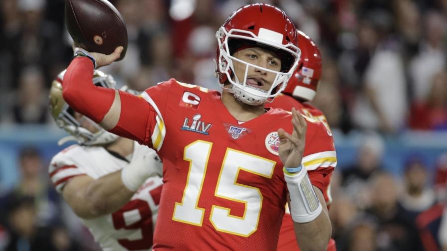 Mahomes conoce los riesgos pero se siente seguro con Chiefs
