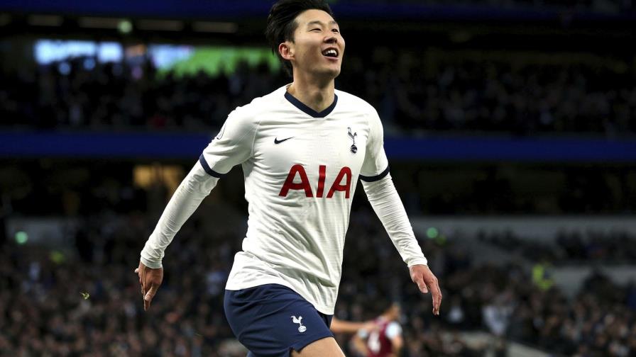 Man United asesta duro golpe a defensa de título del City