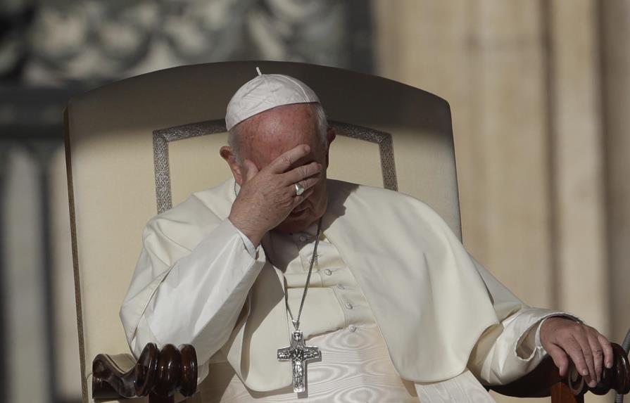 Papa acepta renuncia de obispo de NY acusado de abuso sexual