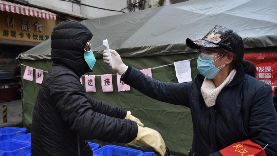 Aumentan casos de coronavirus en Surcorea, bajan en China