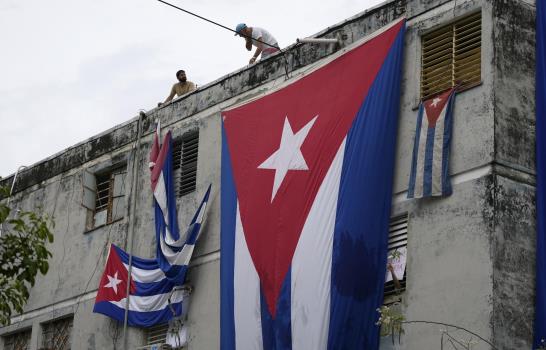 Cuba: grupos progubernamentales impiden marcha a dramaturgo