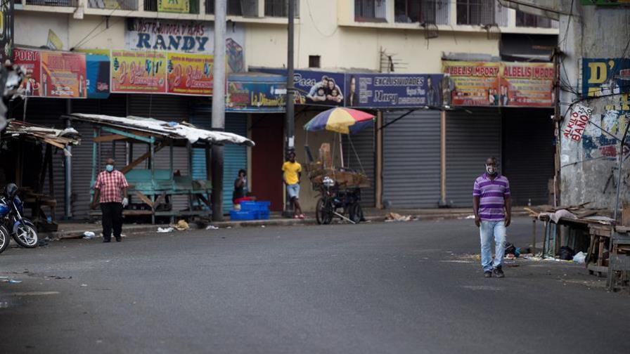 Economistas creen medidas del Banco Central también deben atacar la demanda