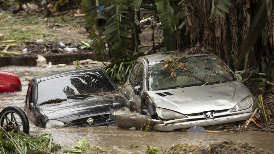 Aguaceros dejan 12 muertos en costas de Brasil Aguaceros dejan 12 muertos en costas de Brasil