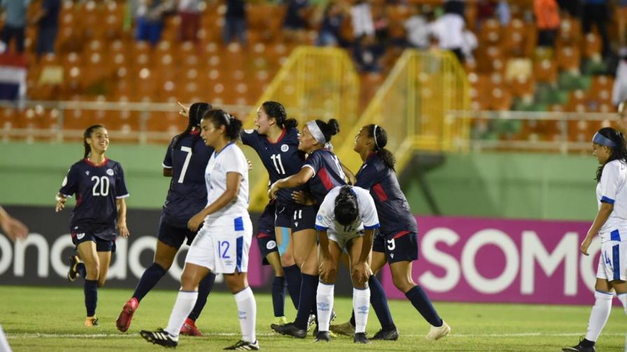 Dominicana vence a El Salvador y sigue haciendo historia en el fútbol femenino