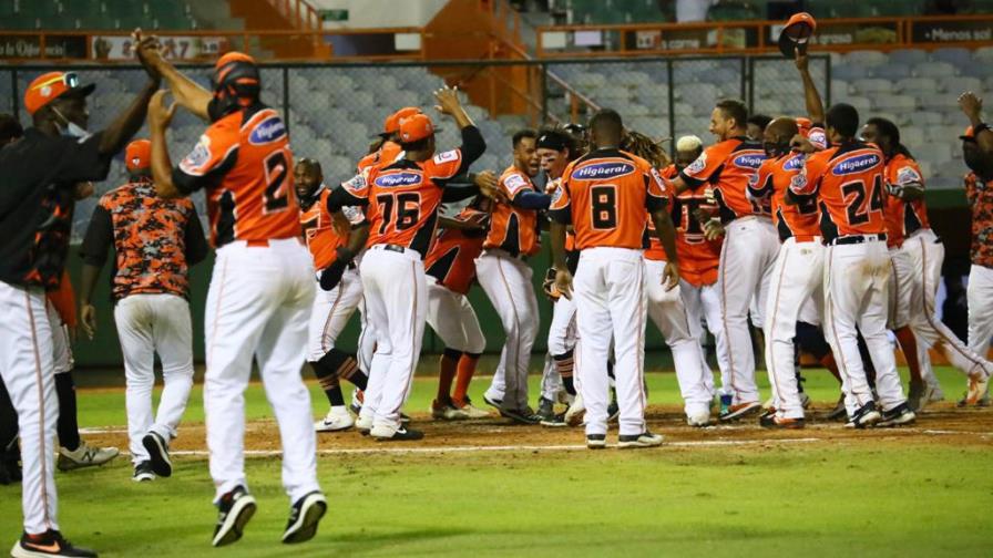 Los Toros del Este se acercan a la clasificación Los Toros del Este se acercan a la clasificación