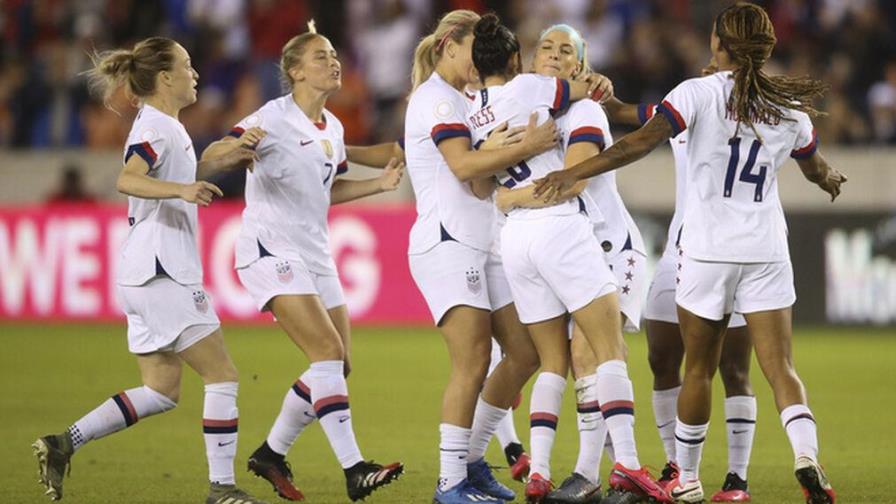 Estados Unidos confirma su hegemonía dentro del fútbol de la Concacaf Estados Unidos confirma su hegemonía dentro del fútbol de la Concacaf