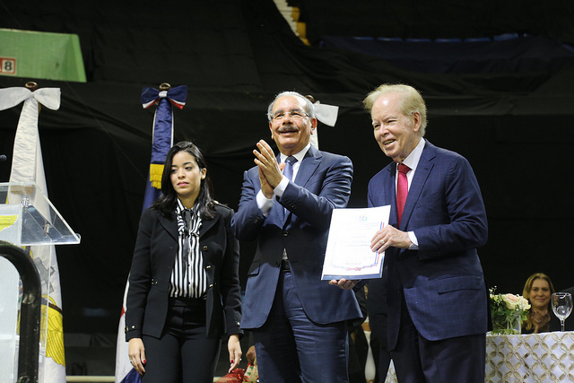 El presidente Danilo Medina junto al empresario José Luis Corripio Estrada (Pepín).