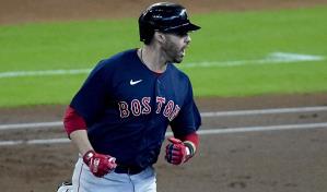 Con 2 grand slams, Medias Rojas empatan Serie de Campeonato