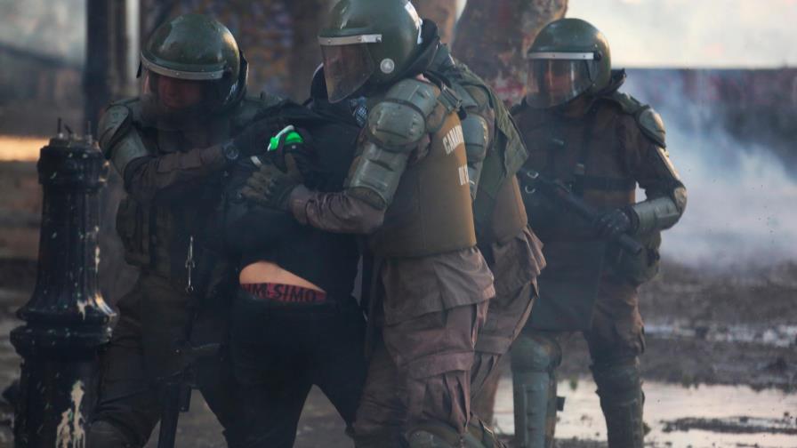 El desgaste policial tras 40 días de protestas y violencia en Chile