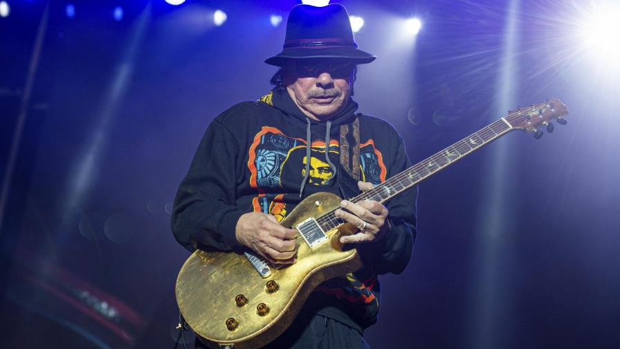 Operan del corazón a Carlos Santana; cancela conciertos