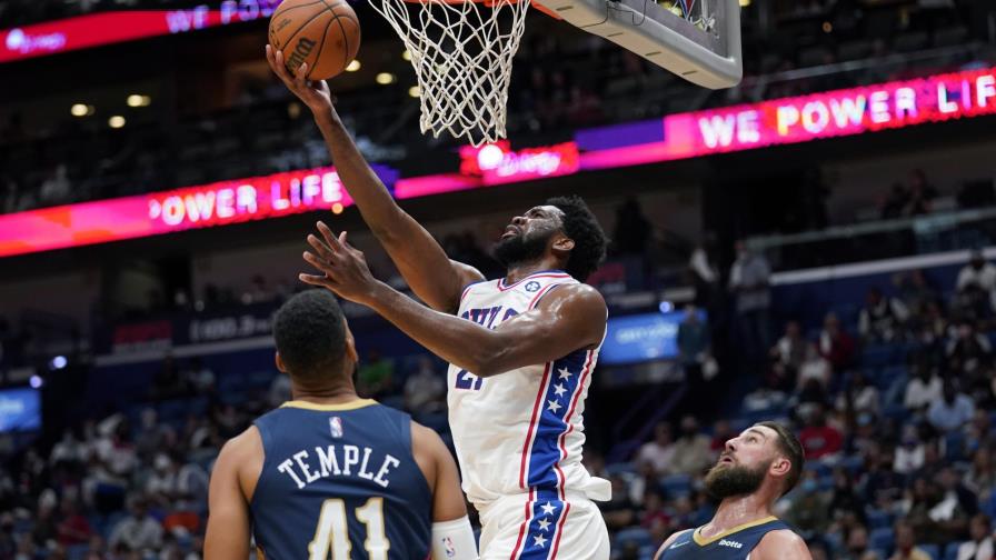 Embiid y Furkan dan triunfo a 76ers sobre Pelicans