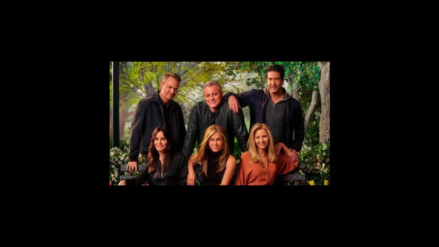 Las estrellas de “Friends” viajan al pasado entre lágrimas y abrazos