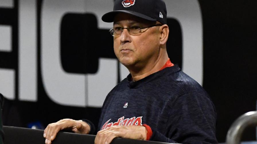 Indios extienden contrato a Francona hasta 2022