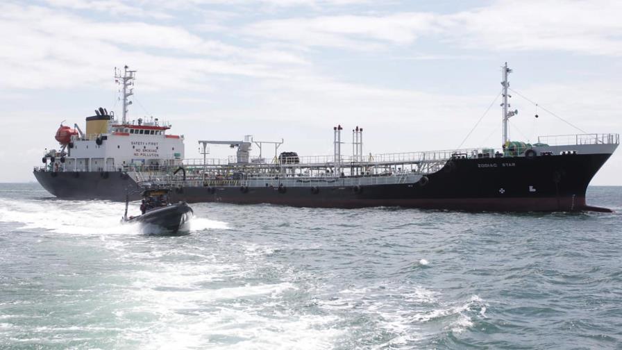 Indonesia detiene un barco que llevaría residuos petroleros