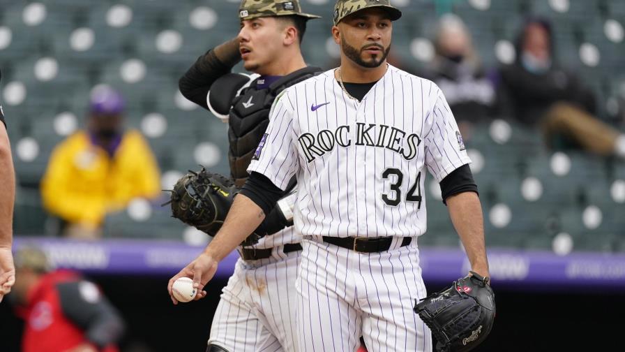 Wild pitch de Sheffield da triunfo a Rojos ante Rockies