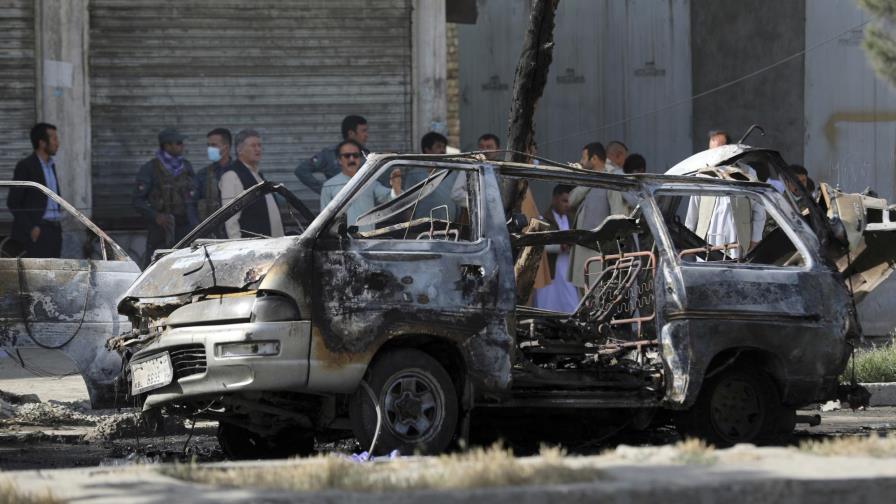 Bombas contra furgonetas en Afganistán: siete muertos
