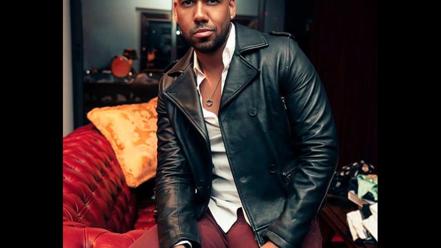 El conmovedor mensaje de Romeo Santos tras pérdida familiar