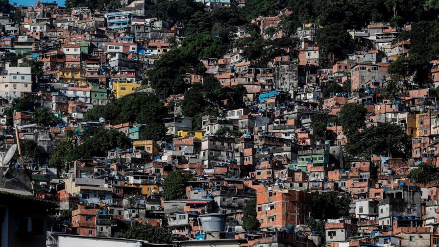 Las favelas de Brasil se organizan desde dentro para sobrevivir a la pandemia