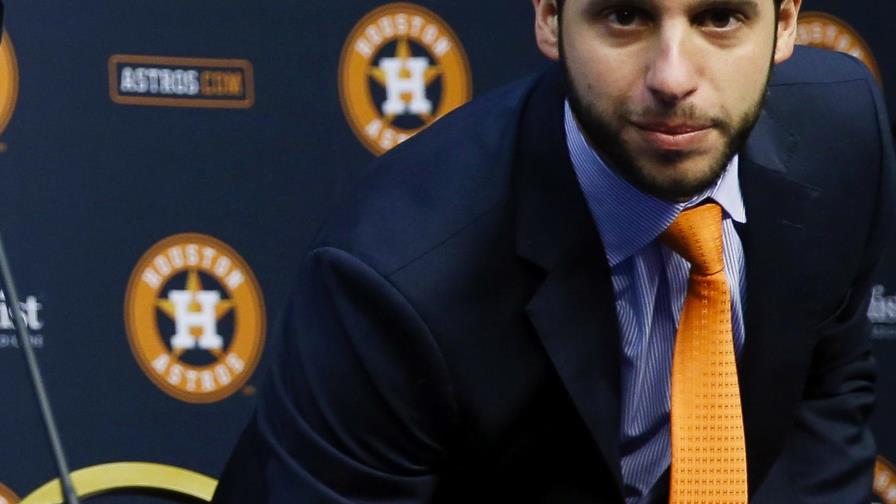 Astros despiden a ejecutivo por incidente con reporteras