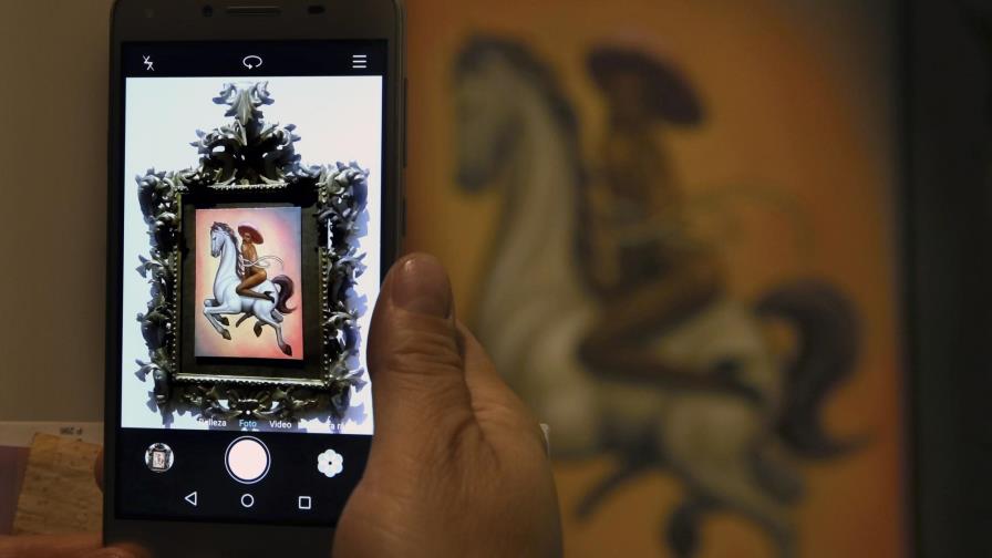 Gobierno y familia Zapata acuerdan mantener pintura polémica