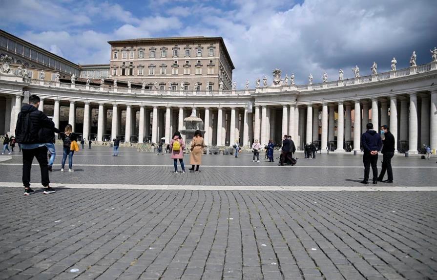 El Vaticano suspenderá el sueldo a empleados que no presenten pase sanitario