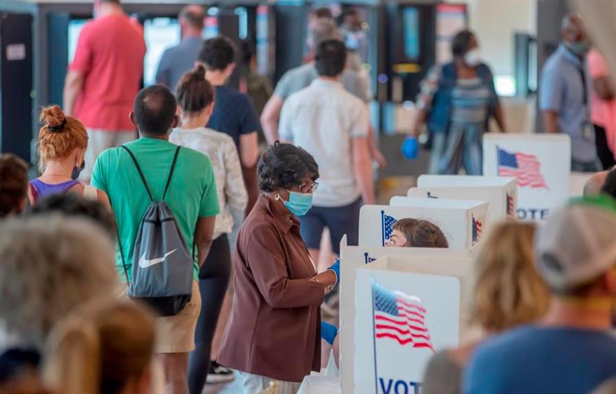 Un nuevo sistema de votación desata el caos en las primarias de Georgia