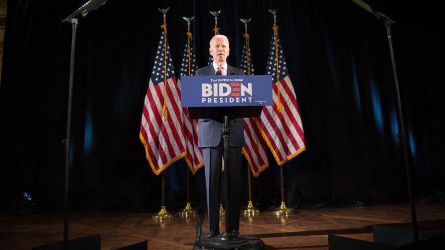 Biden duda que la Convención Demócrata se celebre en julio por la COVID-19