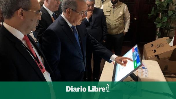JCE sale esperanzada de la reunión que sostuvo con el Presidente ...