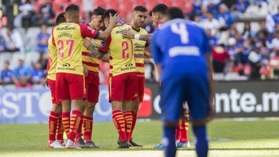 Paraguayo Ferreira anota 3; Morelia vence a Cruz Azul Paraguayo Ferreira anota 3; Morelia vence a Cruz Azul