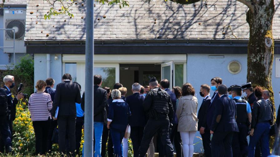 Fallece hombre que atacó a tres policías en Francia