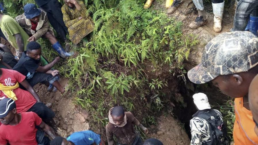 Al menos 50 muertos por colapso de pozos mineros en el Congo