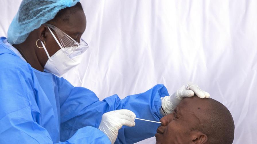 Piden a naciones africanas que multipliquen pruebas por 10