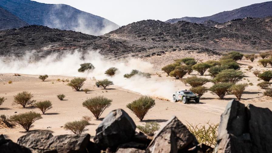 Rally Dakar: Domzala gana y se acerca a 3:18 de Chaleco López en vehículos ligeros