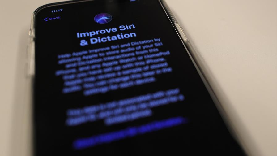 Apple reanuda uso de humanos en comandos de Siri Apple reanuda uso de humanos en comandos de Siri