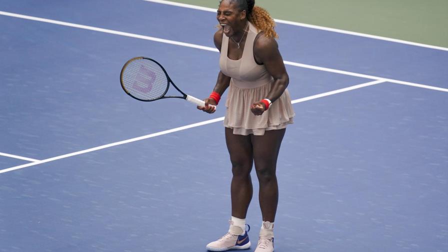 Serena saca fuerzas y doma a Sakkari; avanza a cuartos de final en el Abierto de Estados Unidos 