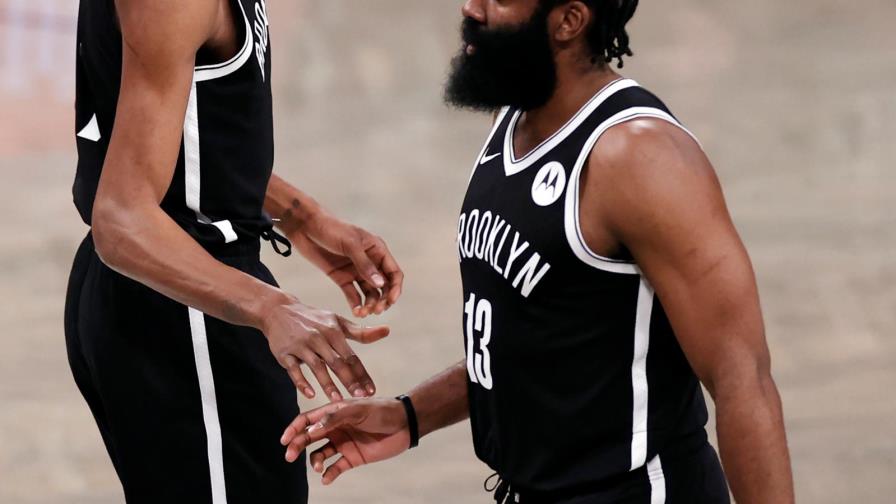 Nets descarta a Harden para 2do juego ante Bucks por lesión