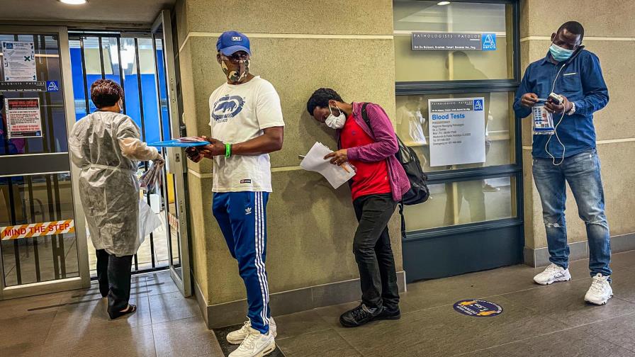 Surge nueva variante del coronavirus en Sudáfrica Surge nueva variante del coronavirus en Sudáfrica